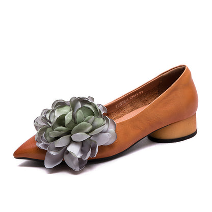 Elegant Pointed Toe Flower Accents Shoes