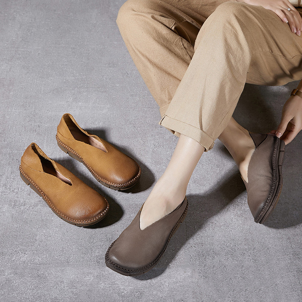 V-cut Slip-On Flat Leather Shoes Slippers